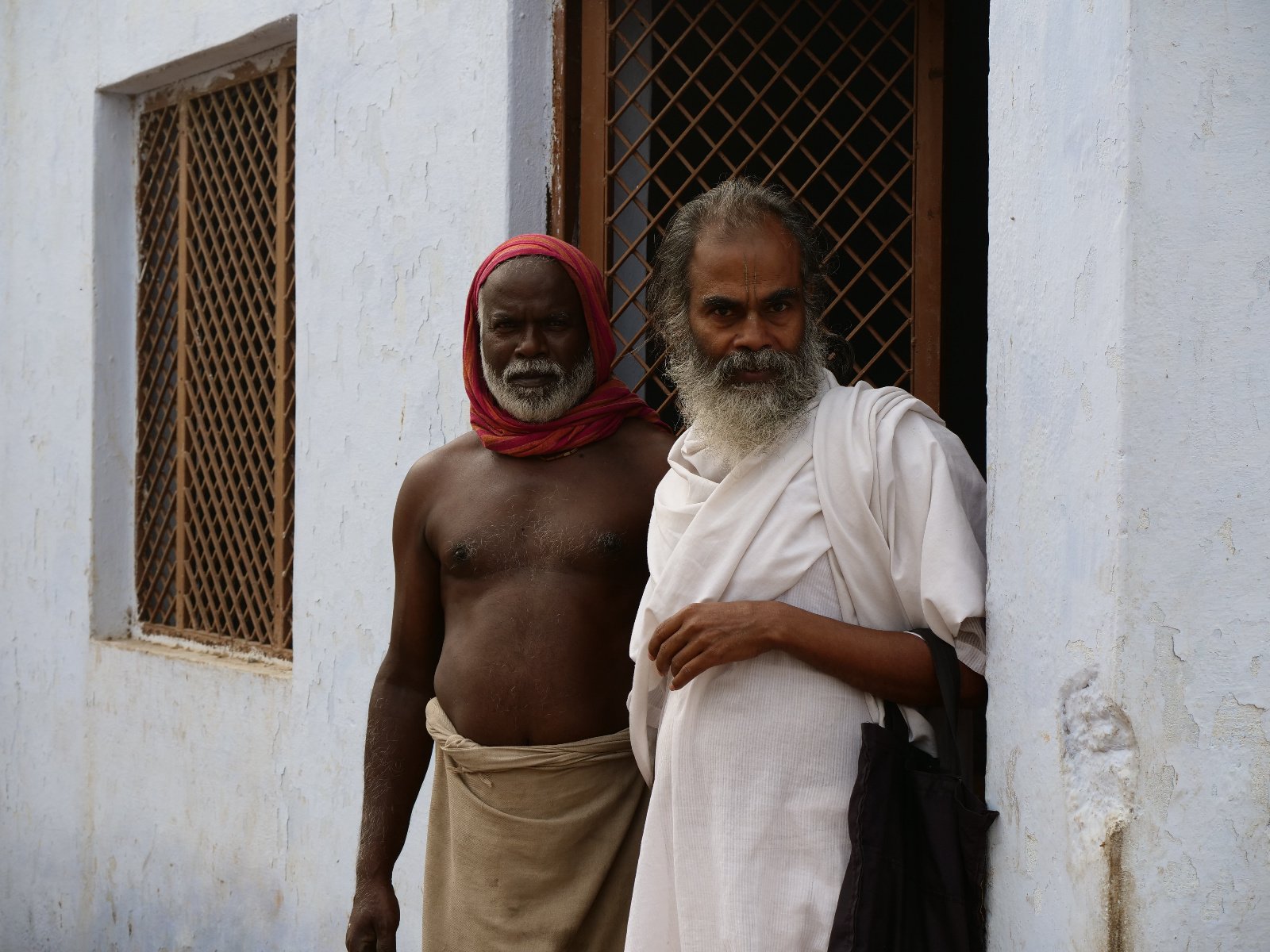  143 Gopashtami Radha kunda Govardhan 19.11.04